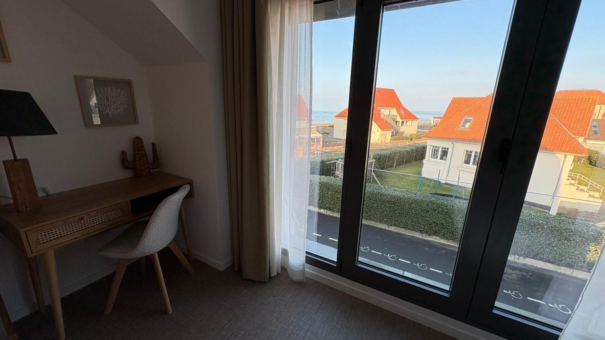 Logis- Hotel De La Baie De Wissant & Appartements Bagian luar foto